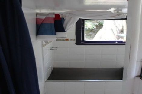 Photo of property in 88 Motutara Road, Muriwai, Waimauku, 0881