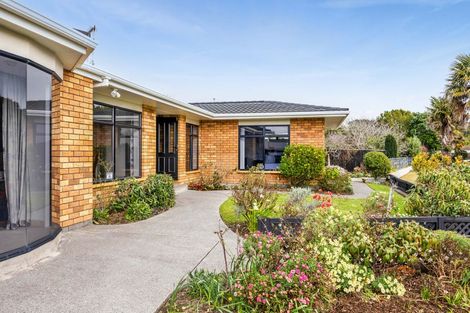 Photo of property in 1 Ludlow Place, Bell Block, New Plymouth, 4312