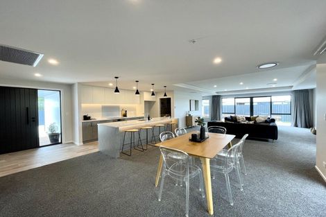 Photo of property in 18 Park Street, Winton, 9720