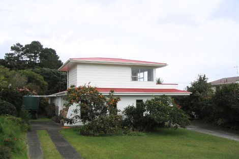 Photo of property in 6 Kupe Road, Coopers Beach, 0420