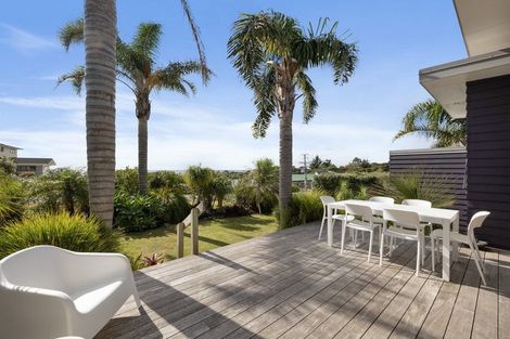 Photo of property in 11a Cullen Street, Mangawhai Heads, Mangawhai, 0505