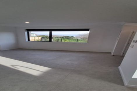 Photo of property in 16 Harlow Crescent, Glen Innes, Auckland, 1072