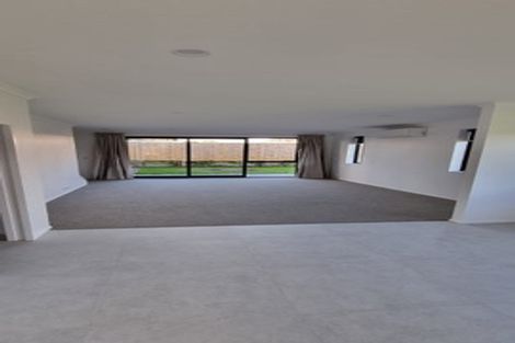 Photo of property in 16 Harlow Crescent, Glen Innes, Auckland, 1072