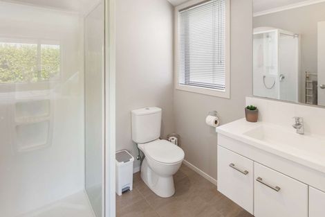 Photo of property in 7 Levi Place, Kelvin Grove, Palmerston North, 4414