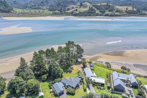 Photo of property in 79 Tangiteroria Lane, Pauanui, Hikuai, 3579