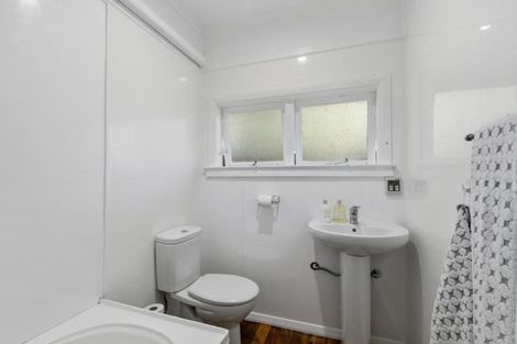 Photo of property in 1 Karamu Street, Eastbourne, Lower Hutt, 5013