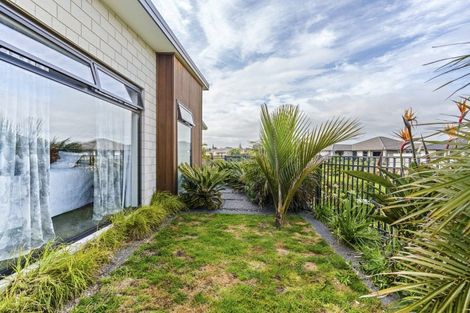 Photo of property in 14 Waitaha Place, Bell Block, New Plymouth, 4312