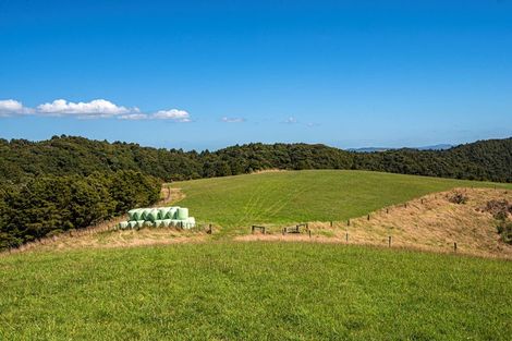 Photo of property in 114 Hay Road, Helena Bay, Hikurangi, 0184