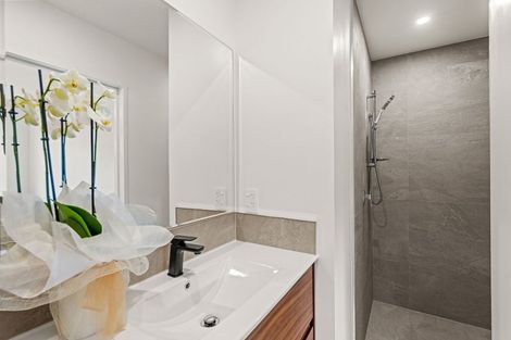 Photo of property in 27 Irvines Track, Halswell, Christchurch, 8025