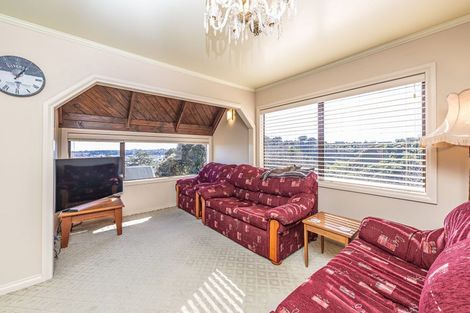 Photo of property in 22 Shakespeare Road, Bastia Hill, Whanganui, 4500