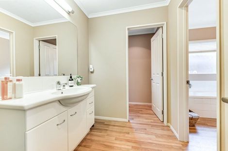 Photo of property in 27 Heathfield Avenue, Huntington, Hamilton, 3210