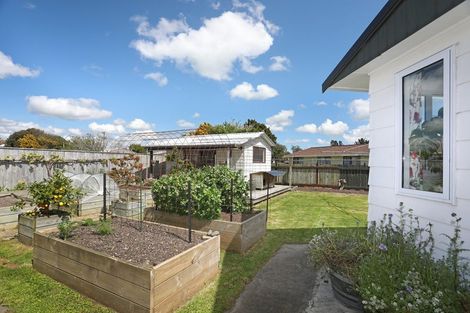 Photo of property in 10 Mansell Crescent, Bulls, 4818