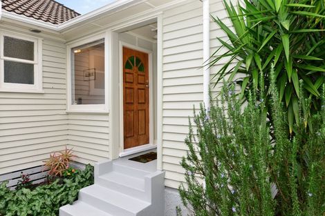 Photo of property in 13 Watts Crescent, Hamilton East, Hamilton, 3216