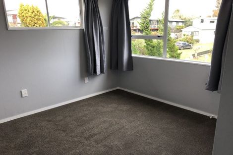 Photo of property in 40 Tremaine Avenue, Two Mile Bay, Taupo, 3330