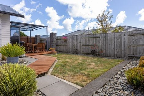 Photo of property in 48 Karamea Street, Whalers Gate, New Plymouth, 4310