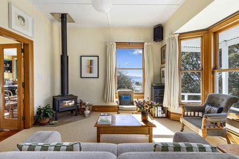 Photo of property in 37 Patanga Crescent, Thorndon, Wellington, 6011