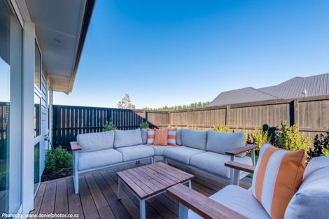 Photo of property in 19 Kingsdowne Drive, West Melton, 7618