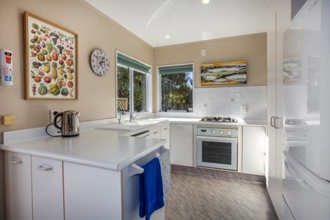 Photo of property in 13a Westridge, Camborne, Porirua, 5026