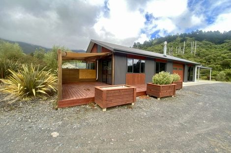 Photo of property in 120 Boons Valley Road, Waikawa, Picton, 7220