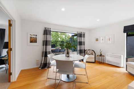 Photo of property in 1/33 Makora Street, Fendalton, Christchurch, 8041