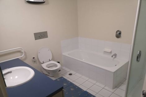 Photo of property in 21 Cambridge Terrace, Christchurch Central, Christchurch, 8013