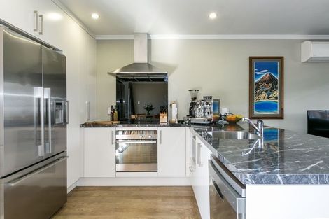 Photo of property in 39 Trigg Crescent, Taradale, Napier, 4112