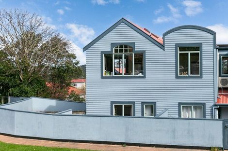 Photo of property in 93a Kelburn Parade, Kelburn, Wellington, 6012