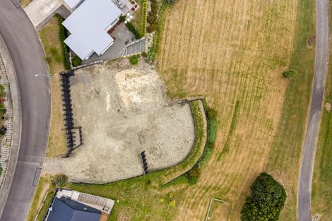 Photo of property in 8 Lake View Place, Fairhall, 7272