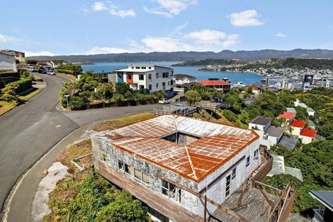 Photo of property in 4 Puketiro Avenue, Northland, Wellington, 6012