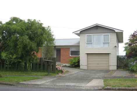 Photo of property in 1 Albert Place, Pukekohe, 2120