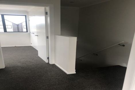 Photo of property in 2 Raeble Walkington Lane, Wallaceville, Upper Hutt, 5018