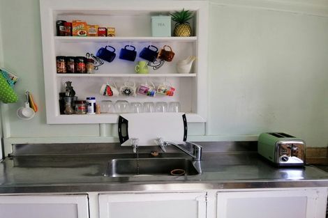 Photo of property in 10 Tukapa Street, Westown, New Plymouth, 4310