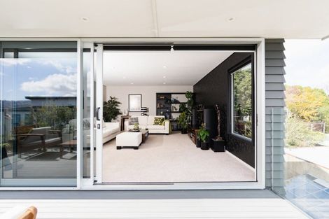 Photo of property in 11 Braeburn Street, Vauxhall, Dunedin, 9013