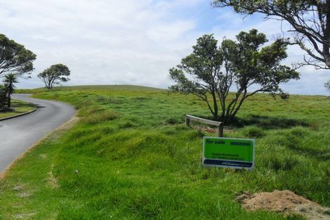 Photo of property in 4-8 Alcemene Lane, Baylys Beach, Dargaville, 0377