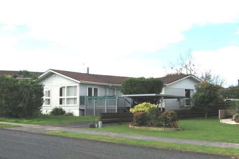Photo of property in 17 Vanbrugh Place, Bucklands Beach, Auckland, 2014