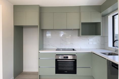 Photo of property in 1/103 Flanshaw Road, Te Atatu South, Auckland, 0610