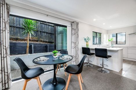 Photo of property in 4b Virginia Street, Henderson, Auckland, 0612