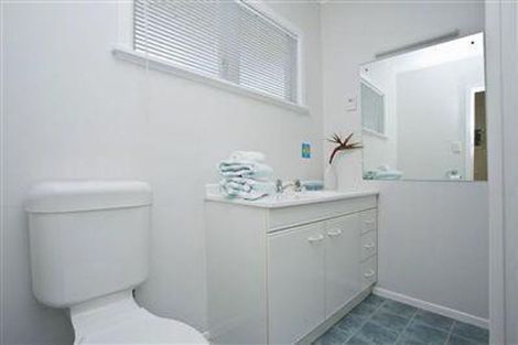 Photo of property in 2/25 Corunna Road, Milford, Auckland, 0620