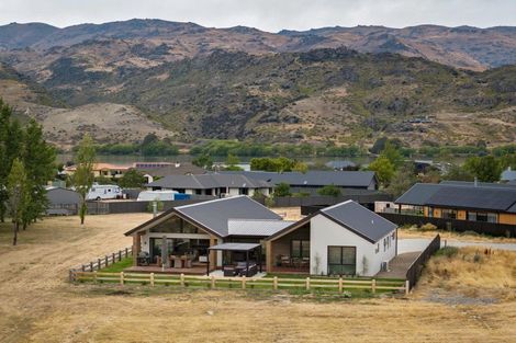 Photo of property in 5d Wakefield Lane, Mount Pisa, Cromwell, 9383