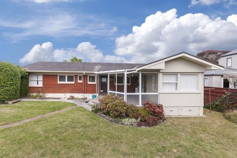 Photo of property in 4 Lynwood Place, Chedworth, Hamilton, 3210