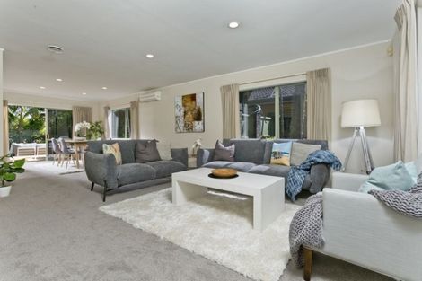 Photo of property in 24 St Lucia Place, Unsworth Heights, Auckland, 0632