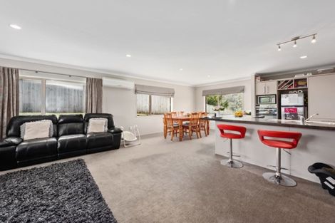 Photo of property in 103 Kirton Drive, Riverstone Terraces, Upper Hutt, 5018