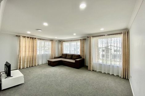 Photo of property in 40 Tinaku Road, Flat Bush, Auckland, 2019