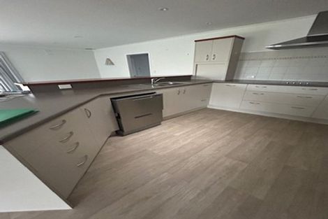 Photo of property in 26 Moenui Avenue, Orewa, 0931