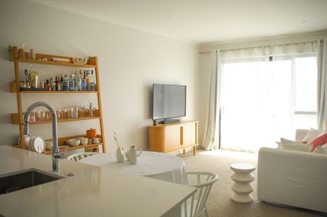 Photo of property in 6/1 Genevieve Lane, Hobsonville, Auckland, 0616