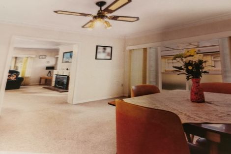 Photo of property in 44 Grove Road, Papakura, 2110