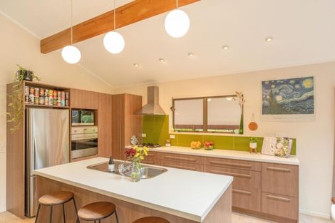 Photo of property in 27 Woolwich Close, Whitby, Porirua, 5024