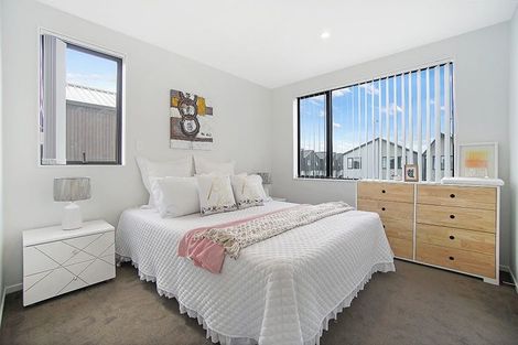 Photo of property in 40 Dignity Street, Papakura, 2110