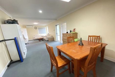 Photo of property in 14 Northcote Road, Takapuna, Auckland, 0622