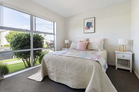 Photo of property in 35 Arion Road, Takanini, 2112